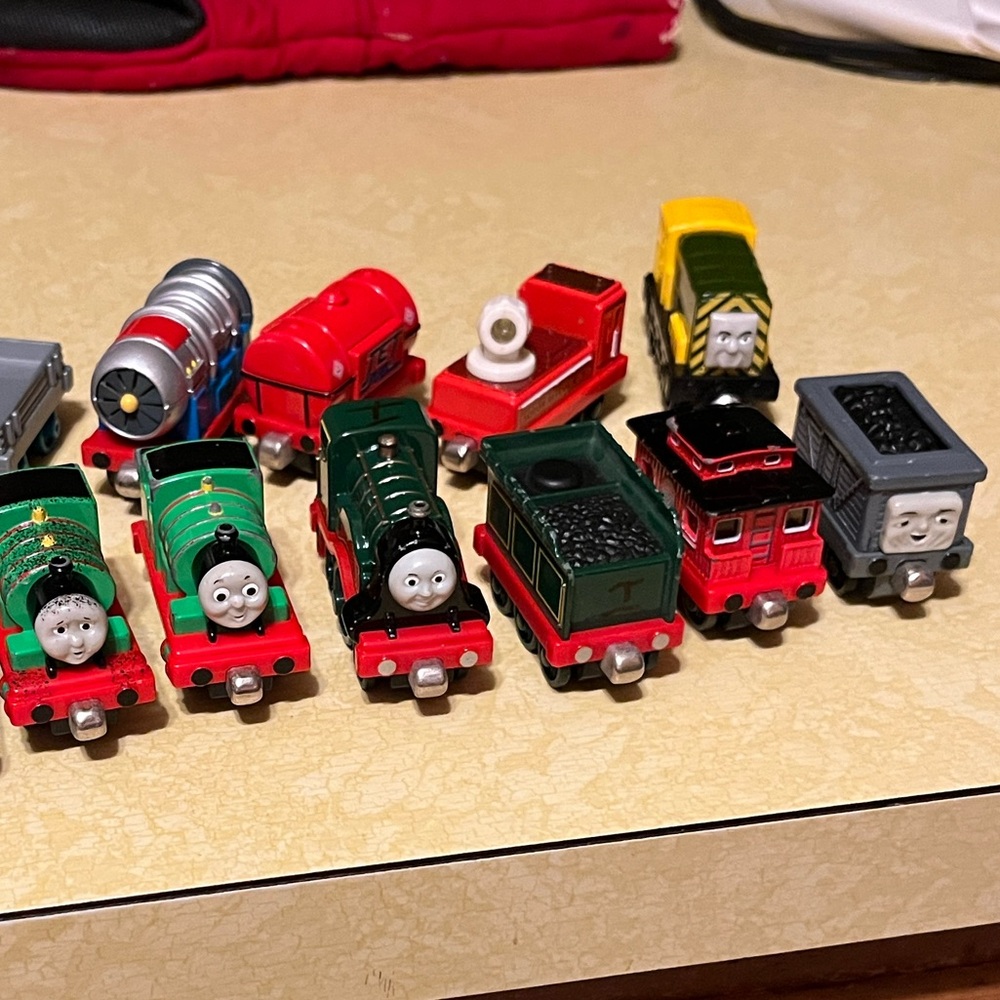 Thomas & Friends Multicolor Percy, Emily with tender Troublesome Truck